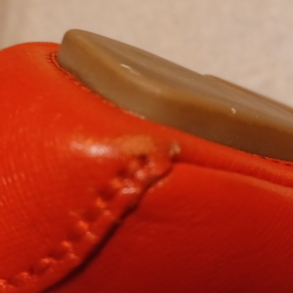 🐾MK Red Leather Women's Flats🎉 - Picture 8 of 9